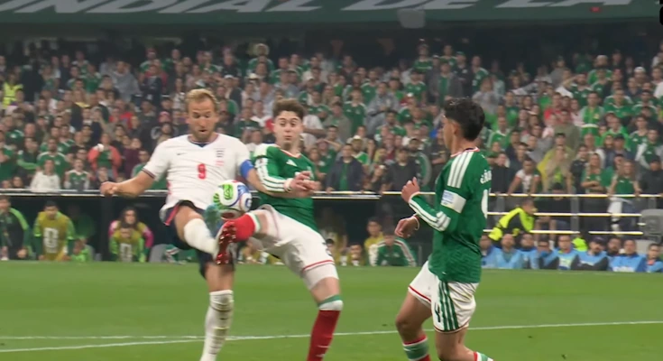 Kane je napravio prekršaj za kazneni udarac